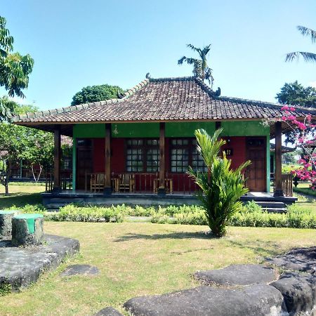 Poeri Devata Resort Hotel Prambanan Exterior foto