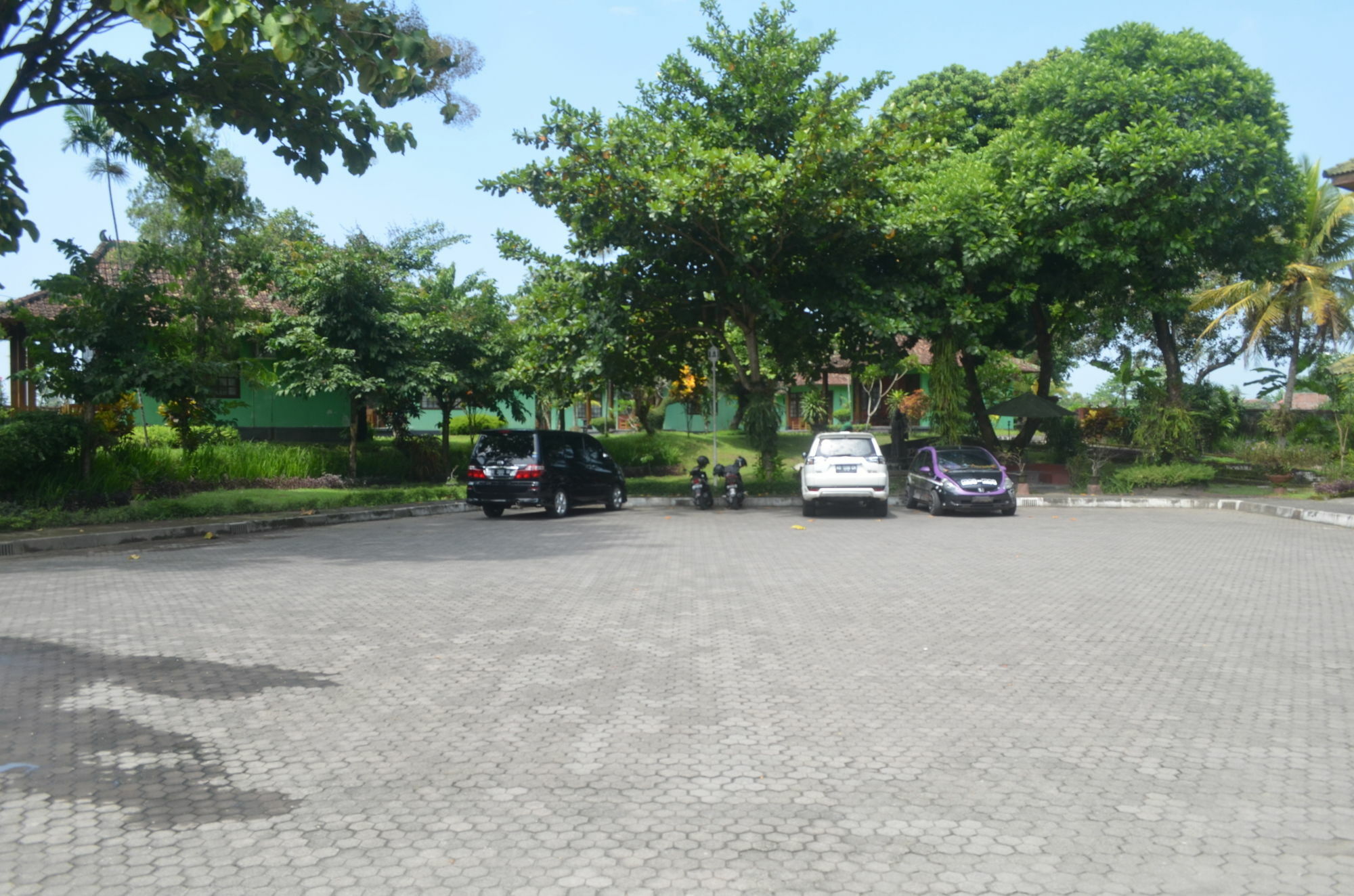 Poeri Devata Resort Hotel Prambanan Exterior foto